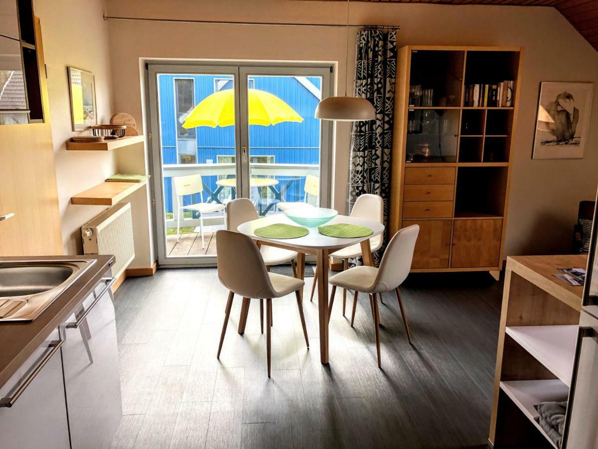 Haus Am Deich Ferienwohnungen Prerow Extérieur photo