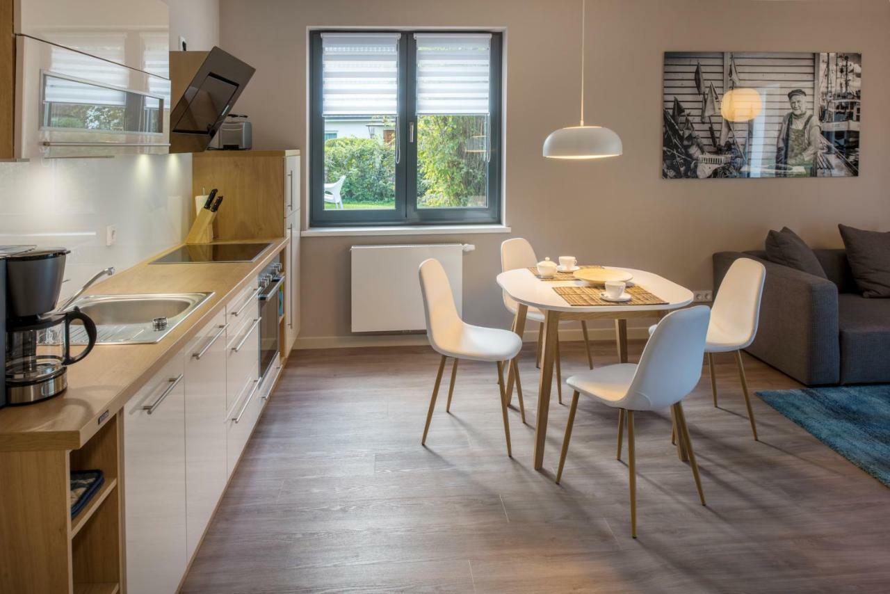 Haus Am Deich Ferienwohnungen Prerow Extérieur photo