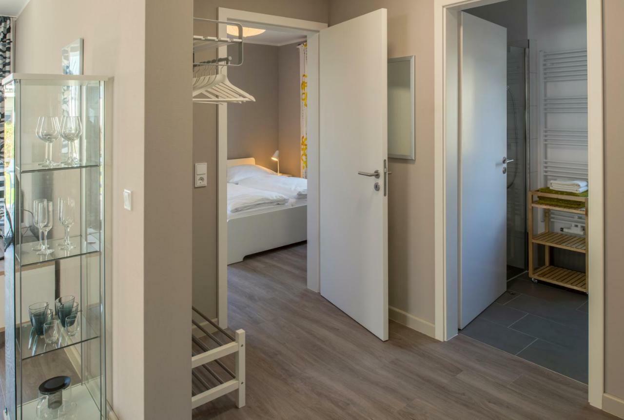 Haus Am Deich Ferienwohnungen Prerow Extérieur photo